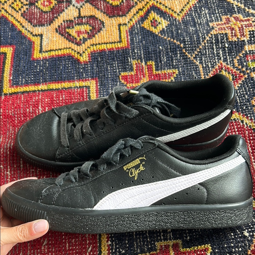 Puma Clyde Sneakers – Black & White Leather, Size 7.5 Women / 6 Men